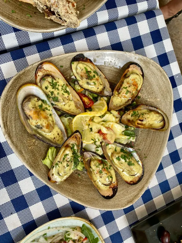 BookNoFees: Restauracja – Mythos the Greek – Budapest – Mythos Grek, zdjęcie 3