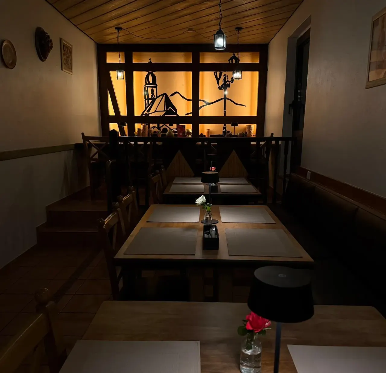 BookNoFees: Restauracja – Pizzeria zur Laterne – Attendorn – Pizzeria „Zur Laterne”, zdjęcie 1