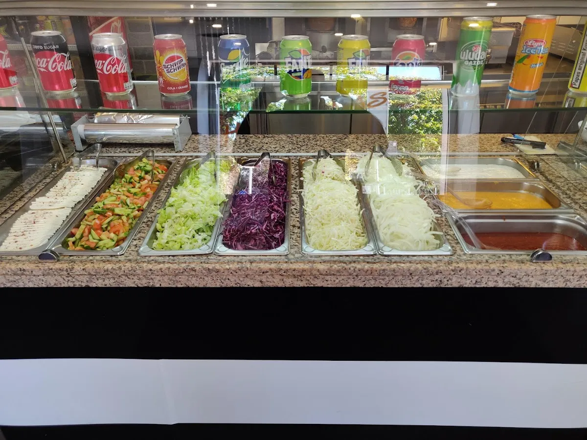 BookNoFees: Restauracja – Halikarnas – Breckerfeld – Halikarnas, zdjęcie 1