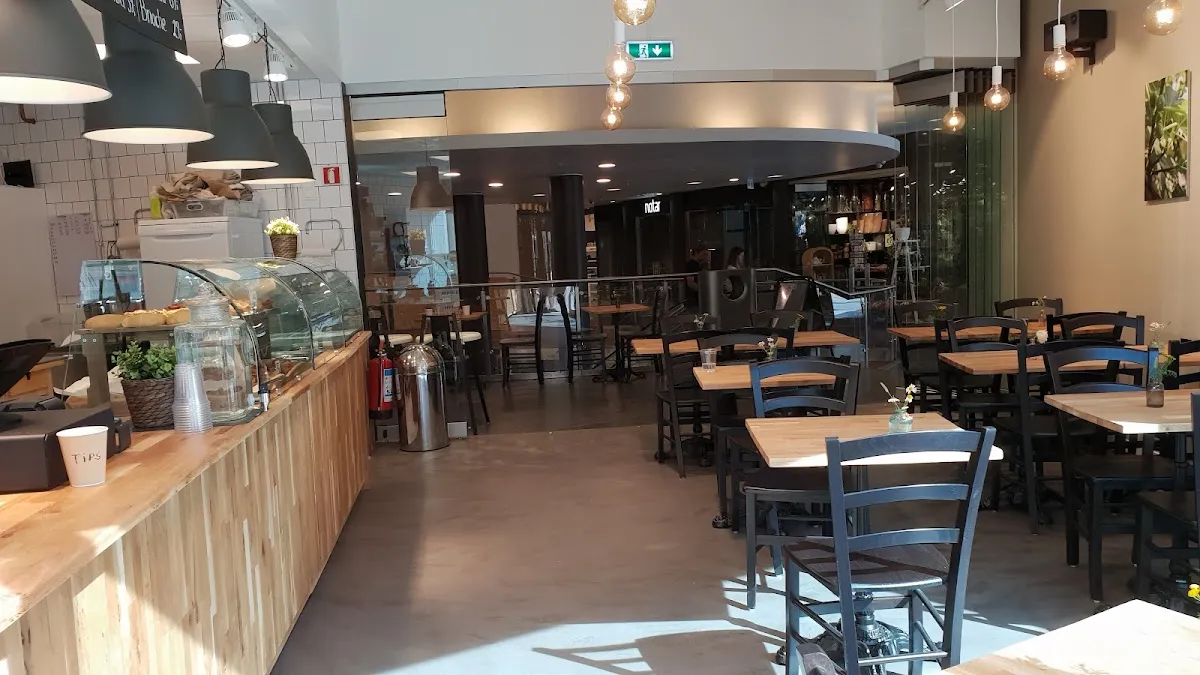 BookNoFees: Piekarnia – Baker Rigal – Oslo – Duma piekarza, zdjęcie 1