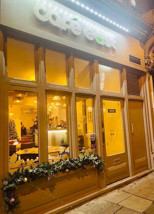 BookNoFees: Restauracja – Cafe East Pho – London – Kawiarnia East Pho, zdjęcie 1