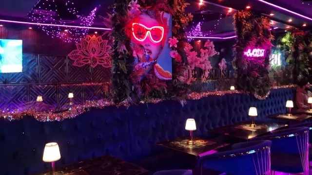 BookNoFees: Restauracja – Blacklist Lounge – London – Blacklist Lounge, zdjęcie 3