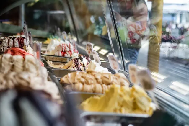 BookNoFees: Lody – Eiscafé Venezia – Soest – Eiscafé Venezia, zdjęcie 2