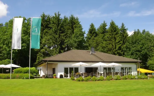 BookNoFees: Golfclub Siegen-Olpe Birdie Lounge, Wenden