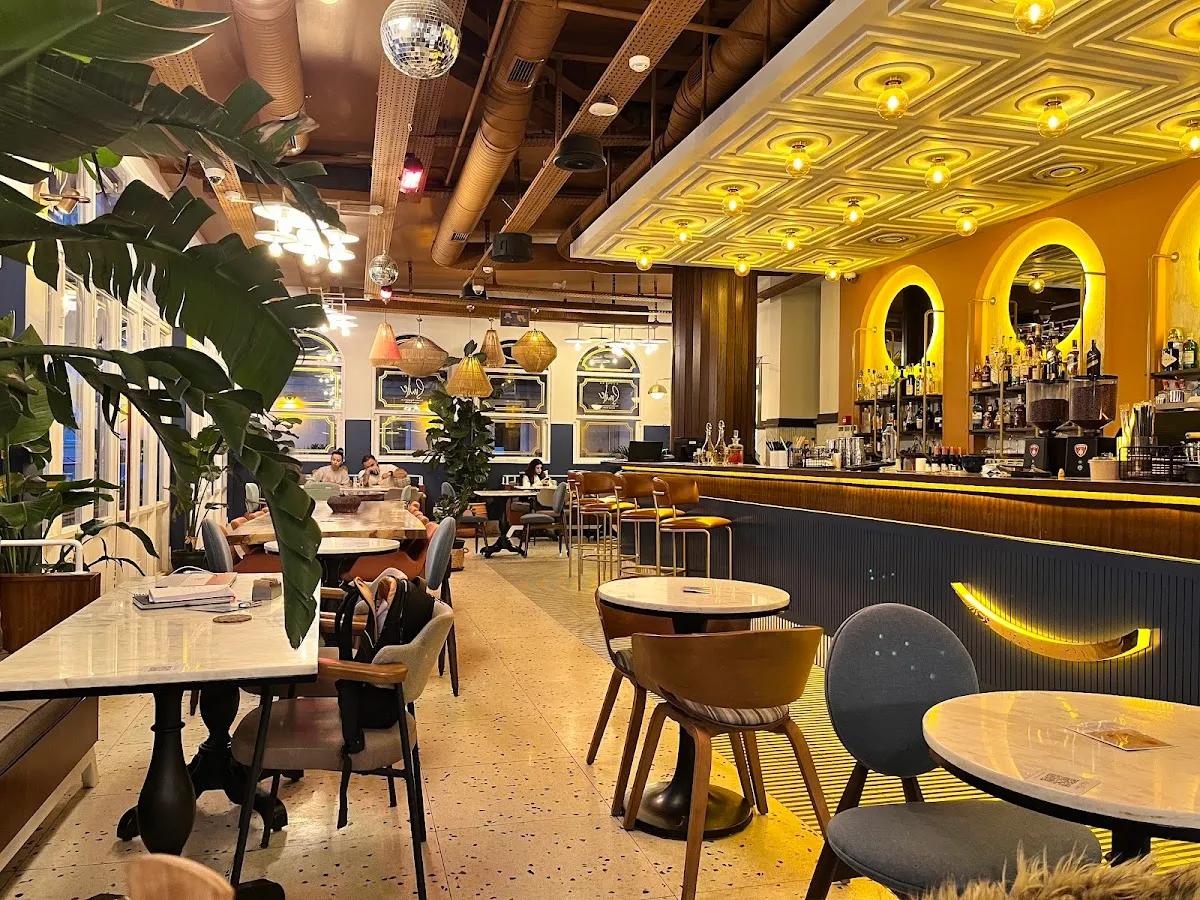 BookNoFees: Restauracja – Griffin Bomonti – Istanbul – Griffin Bomonti, zdjęcie 1