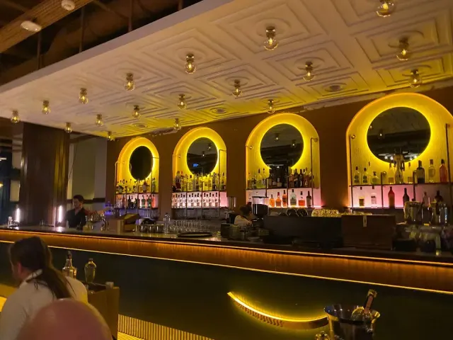BookNoFees: Restauracja – Griffin Bomonti – Istanbul – Griffin Bomonti, zdjęcie 3