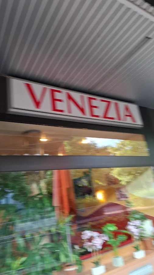 BookNoFees: Restauracja – Eiscafé Venezia – Hemer – Eiscafé Venezia, zdjęcie 3