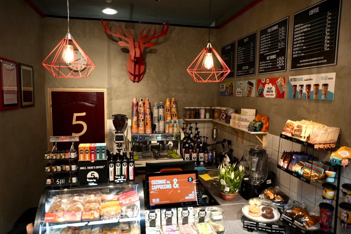 BookNoFees: Restauracja – 5 to go – Bucharest – Zostało jeszcze 5, zdjęcie 1