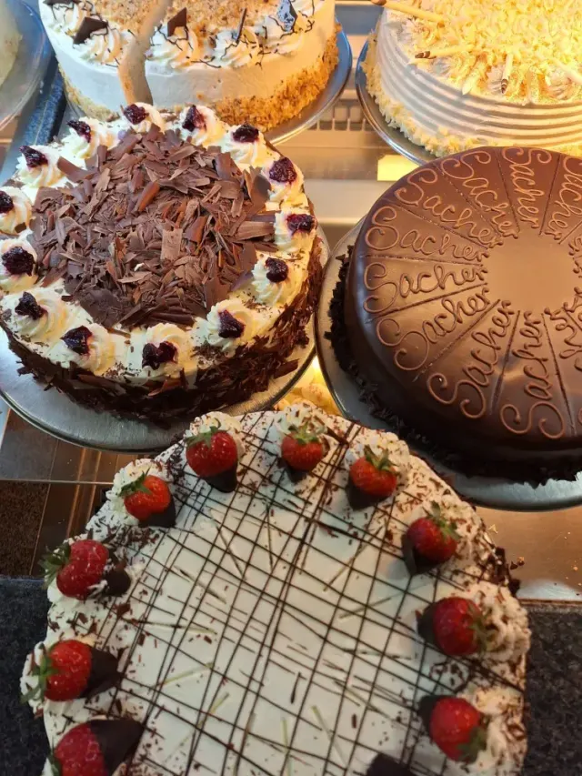 BookNoFees: Piekarnia – Bäckerei Café Hamich – Bestwig – Piekarnia i kawiarnia Hamich, zdjęcie 2