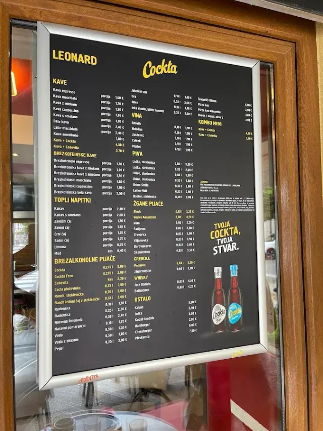 BookNoFees: Kawiarnia – Kavarna in slaščičarna Leonard – Ljubljana – Kawiarnia i cukiernia Leonard, zdjęcie 2