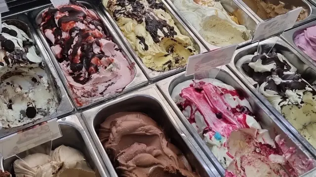 BookNoFees: Restauracja – Eiscafe San Remo – Drolshagen – Kawiarnia San Remo, zdjęcie 3