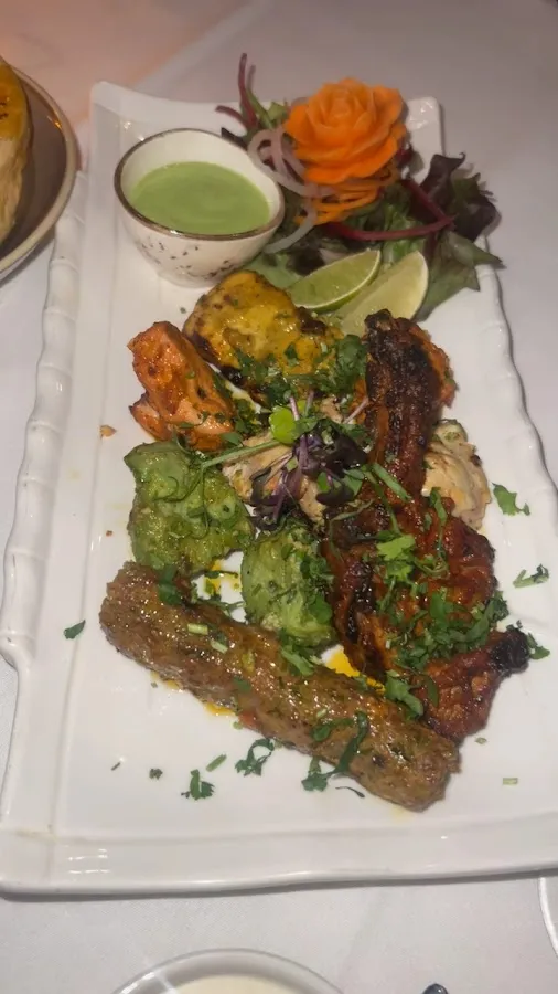 BookNoFees: Restauracja – Calcutta – London – Kalkuta, zdjęcie 3