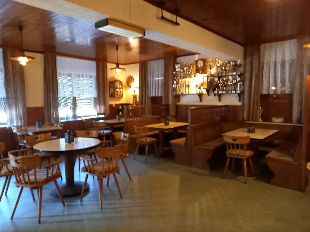 BookNoFees: Restauracja – Gasthof zum Bahnhof – Bad Berleburg – Gospoda „Zum Bahnhof”, zdjęcie 1