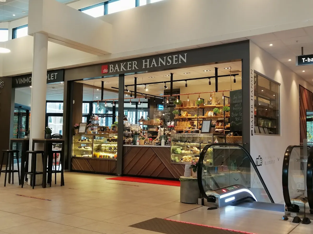 BookNoFees: Kawiarnia – Baker Hansen – Oslo – Baker Hansen, zdjęcie 1