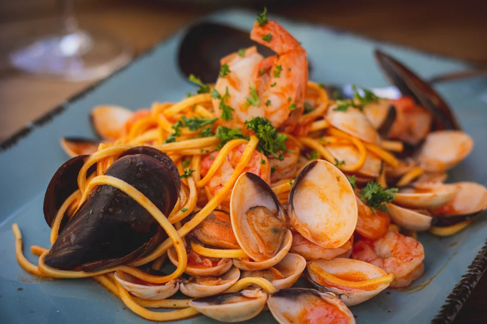 BookNoFees: Przykładowe zdjęcie: Spaghetti z owocami morza